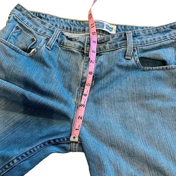 Levi Signature Light Wash Low Rise Bootcut Jeans - Size 12 - Picture 11 of 13